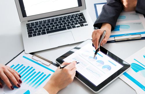 某财务咨询公司